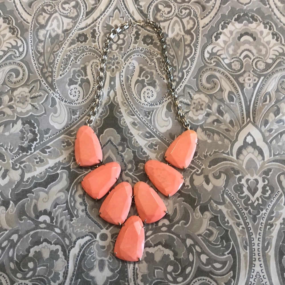 Statement necklace